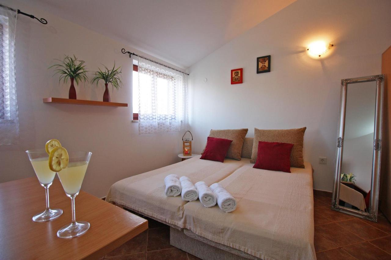 Brijunisol - 3 Apartments Top Position Near The Beautiful Beach فاجانا المظهر الخارجي الصورة