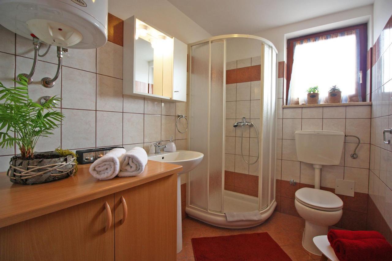 Brijunisol - 3 Apartments Top Position Near The Beautiful Beach فاجانا المظهر الخارجي الصورة