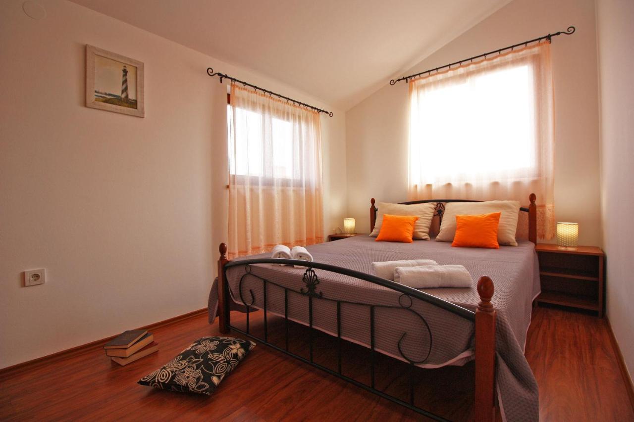 Brijunisol - 3 Apartments Top Position Near The Beautiful Beach فاجانا المظهر الخارجي الصورة