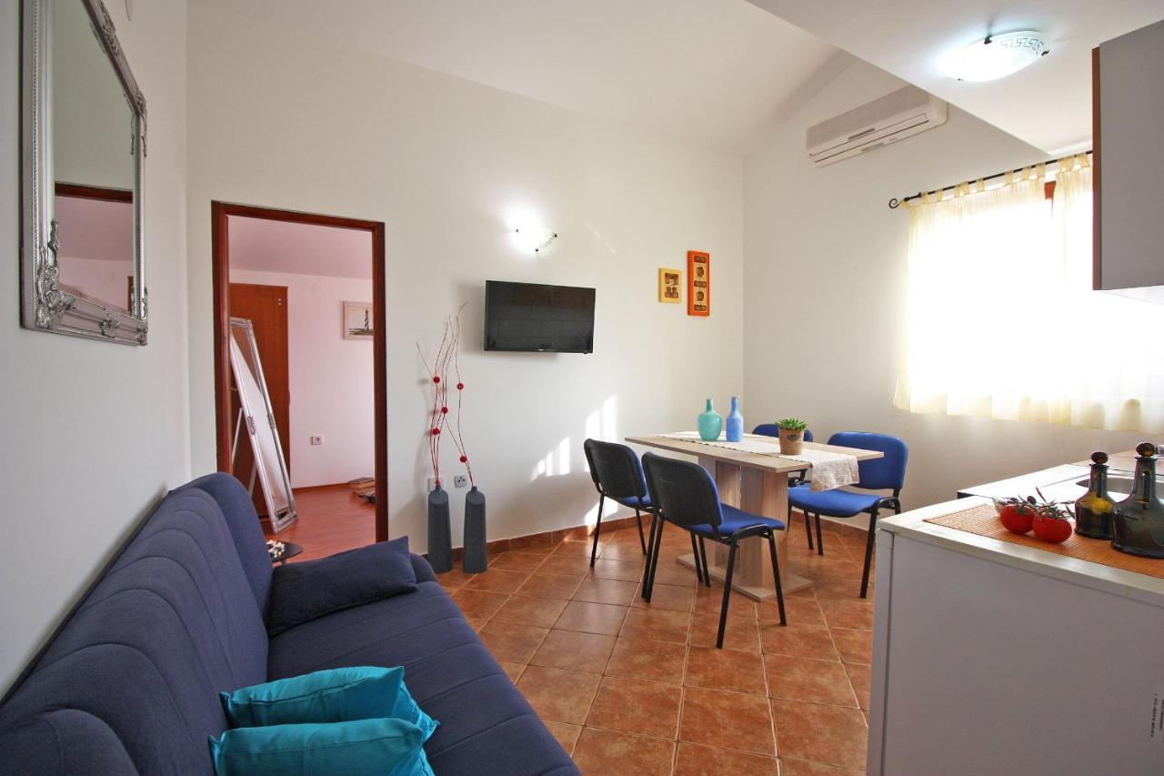 Brijunisol - 3 Apartments Top Position Near The Beautiful Beach فاجانا المظهر الخارجي الصورة