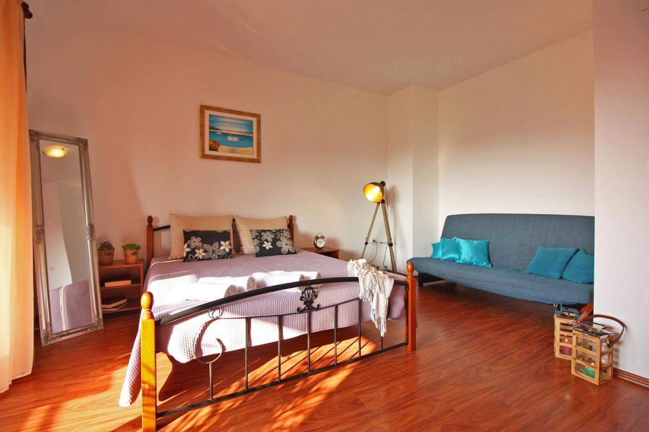 Brijunisol - 3 Apartments Top Position Near The Beautiful Beach فاجانا المظهر الخارجي الصورة