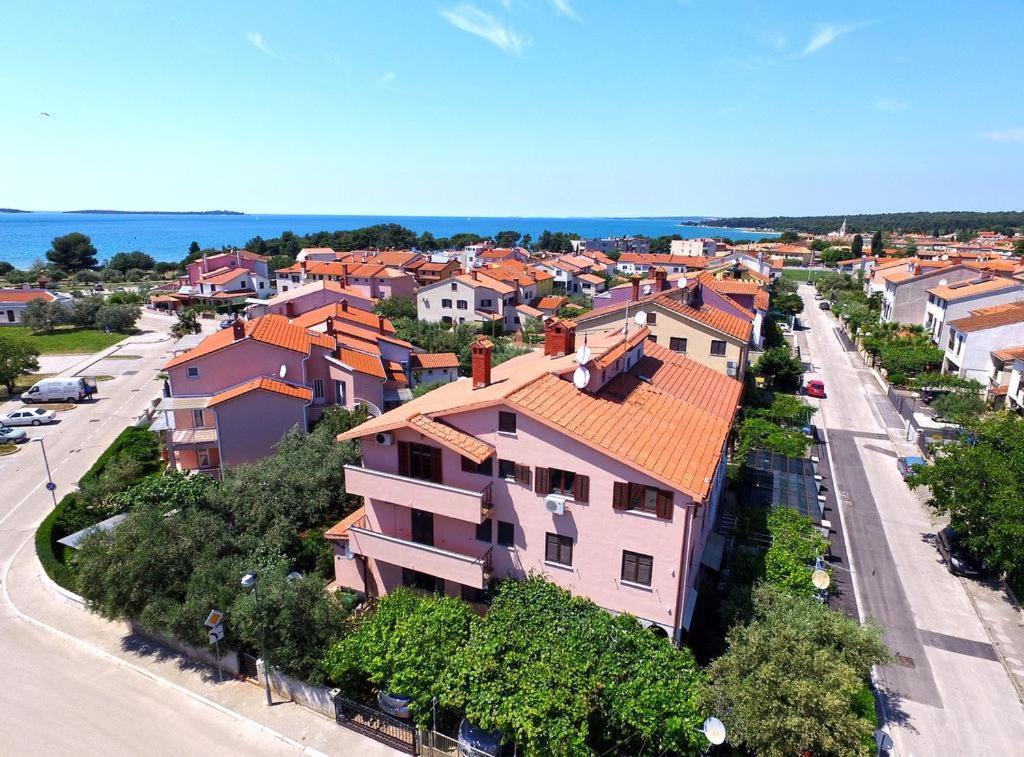 Brijunisol - 3 Apartments Top Position Near The Beautiful Beach فاجانا المظهر الخارجي الصورة